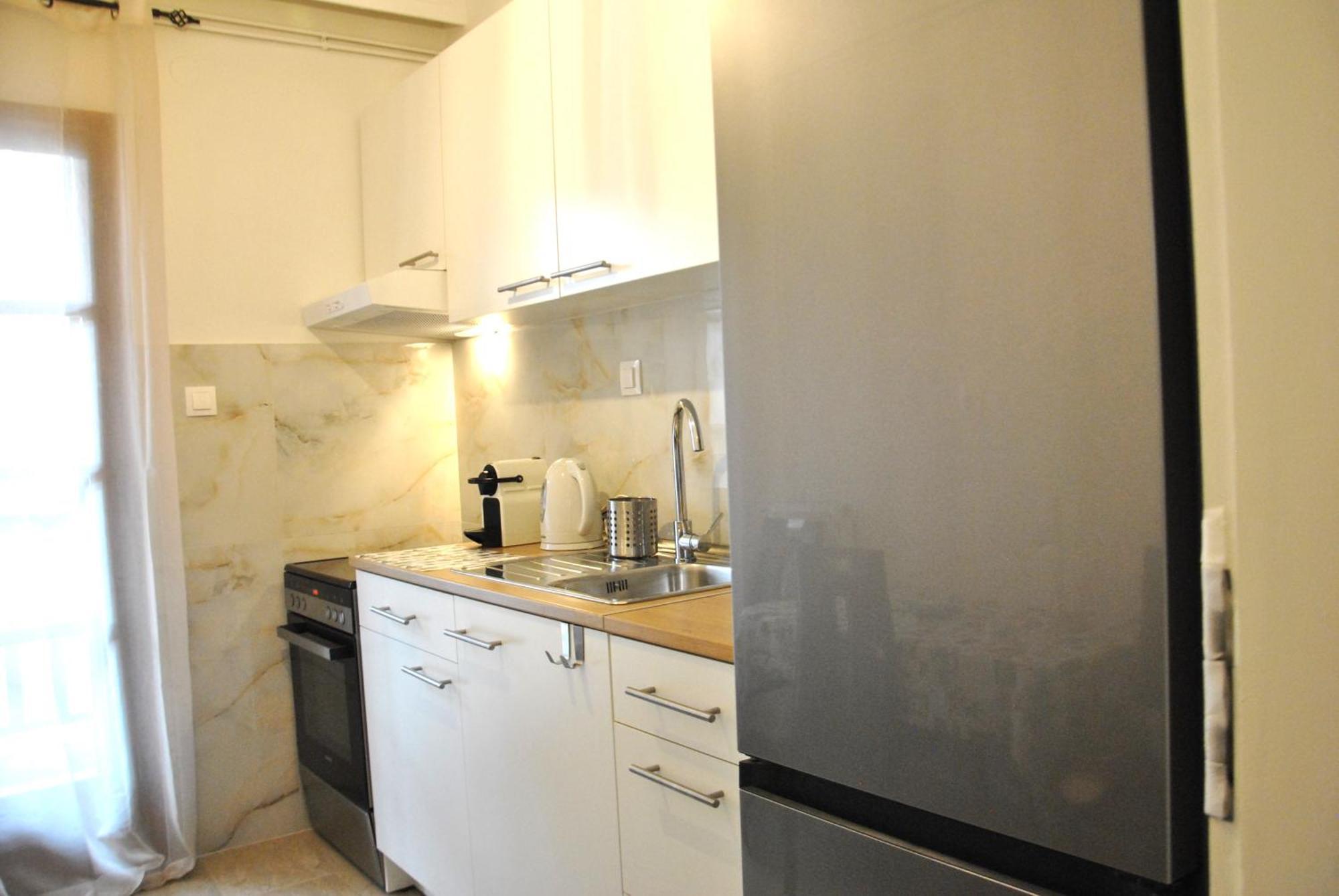 4 Seasons Breeze / Apartment Thessaloniki