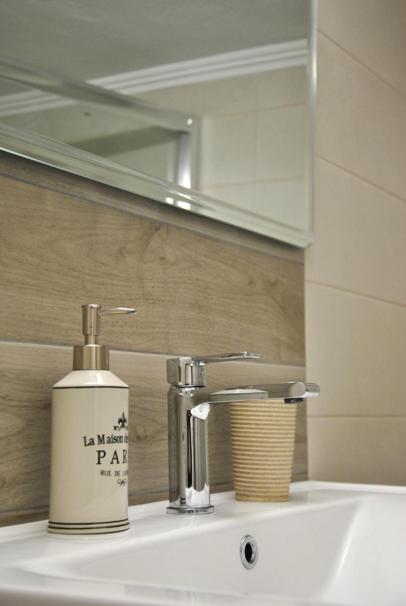 4 Seasons Breeze / Apartment Thessaloniki